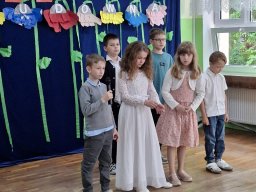Kochanej Mamie – Dzień Matki w Naszej Szkole